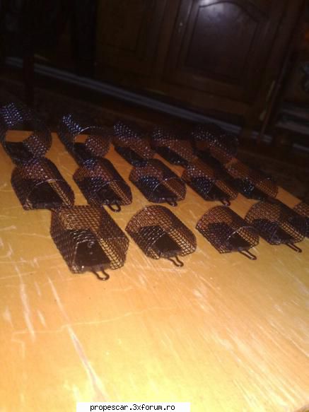 . cosulete feeder made in home.